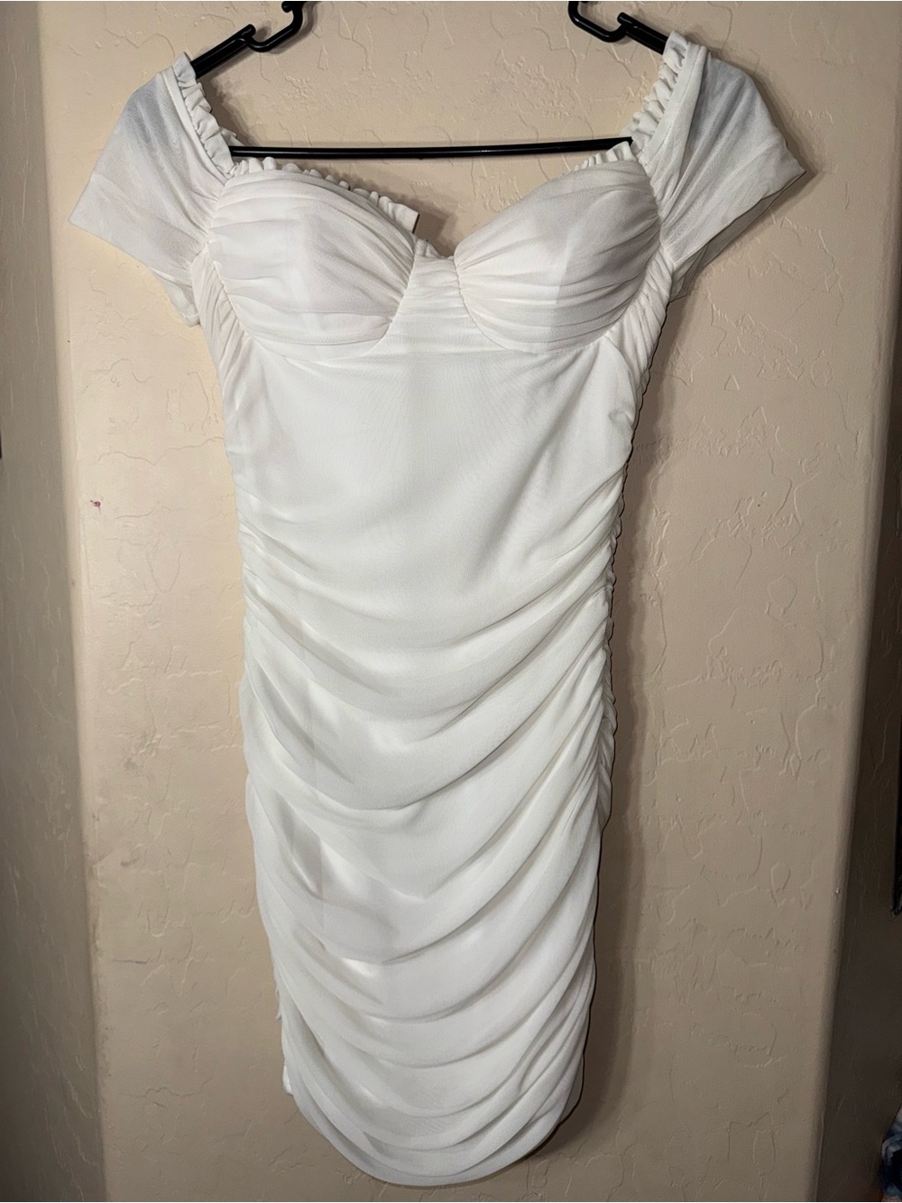Windsor White Ruched Sweetheart Bodycon Midi Dress Puff Sleeve Bridal Medium